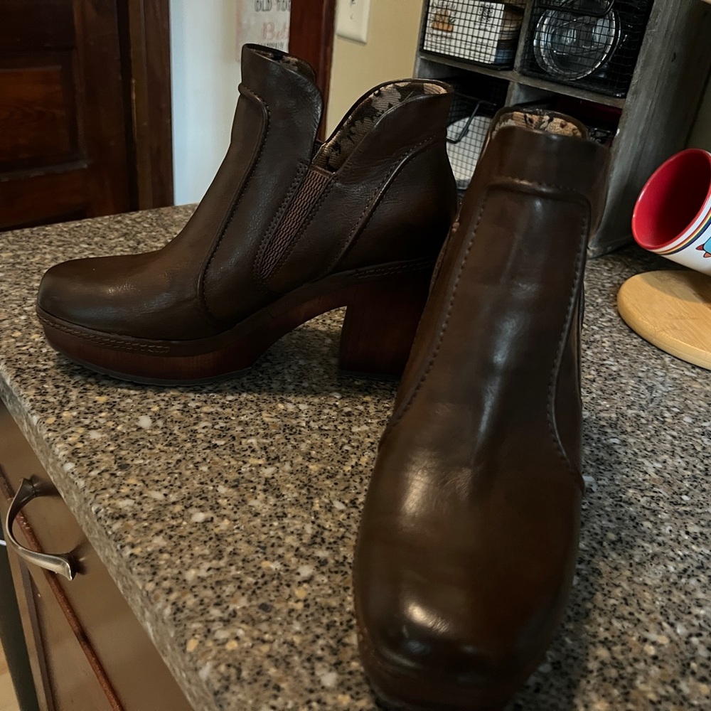 Kork-Ease Brown Heeled Boots with Polished Leather